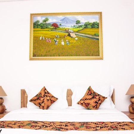 Santi Homestay Canggu Buitenkant foto