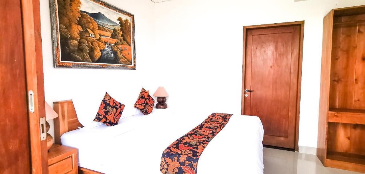 Santi Homestay Canggu Buitenkant foto