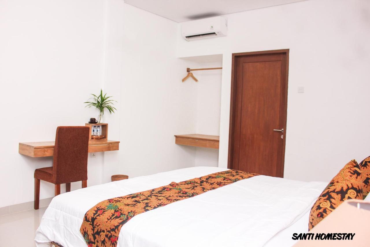 Santi Homestay Canggu Buitenkant foto