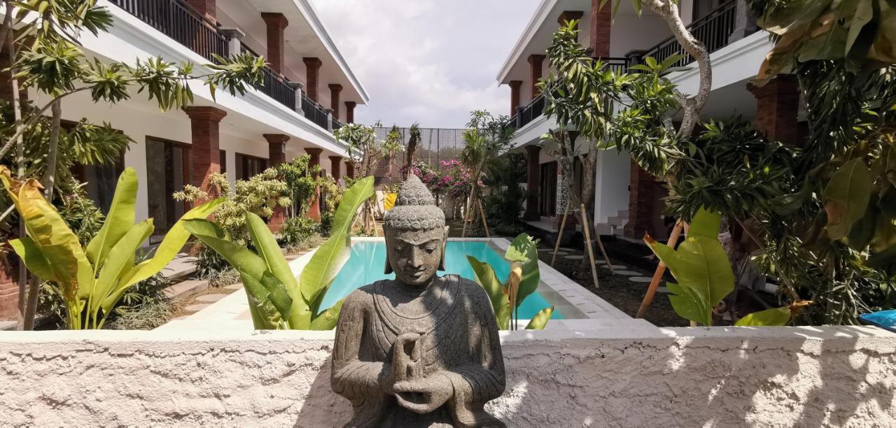 Santi Homestay Canggu Buitenkant foto