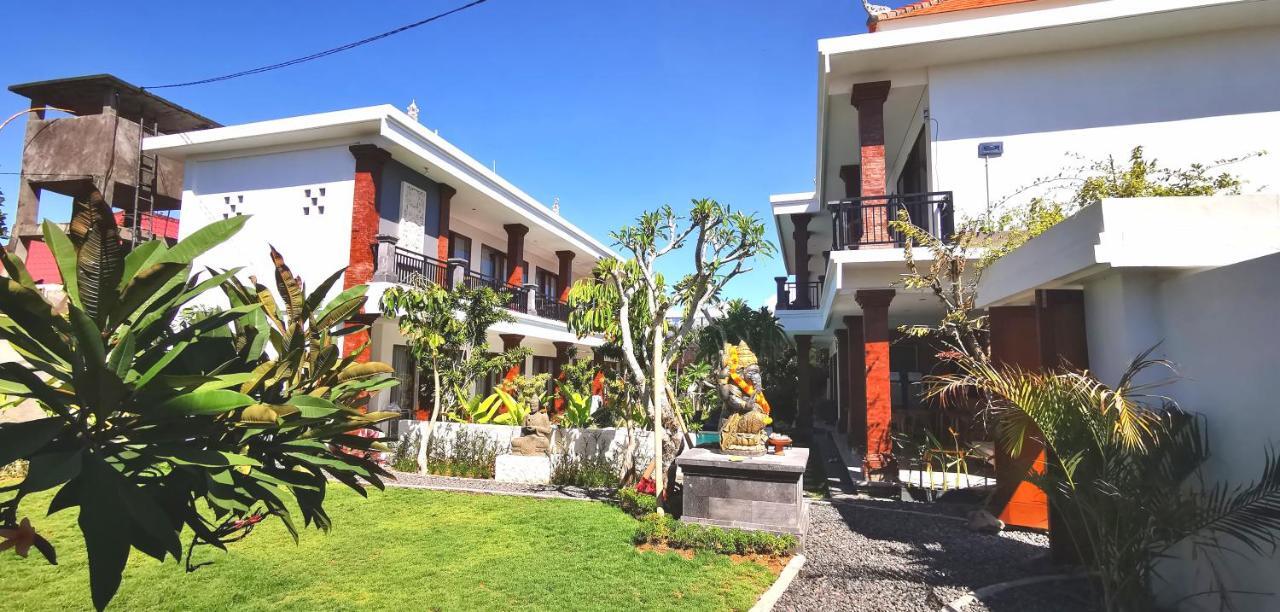 Santi Homestay Canggu Buitenkant foto